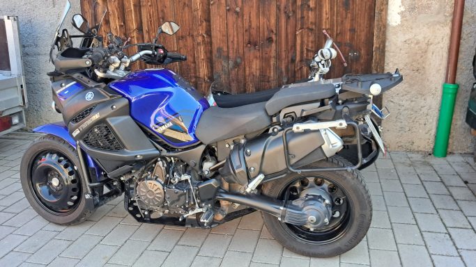 Yamaha XT 1200Z mit Bobby XL Seitenwagen modifiziert Jochen Brett ef-tech