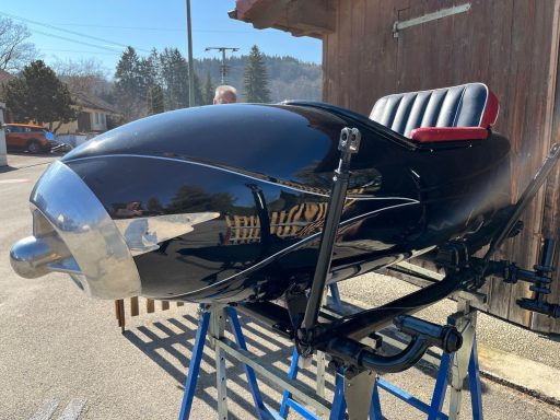 Duna Seitenwagen schwarz Jochen Brett ef-tech