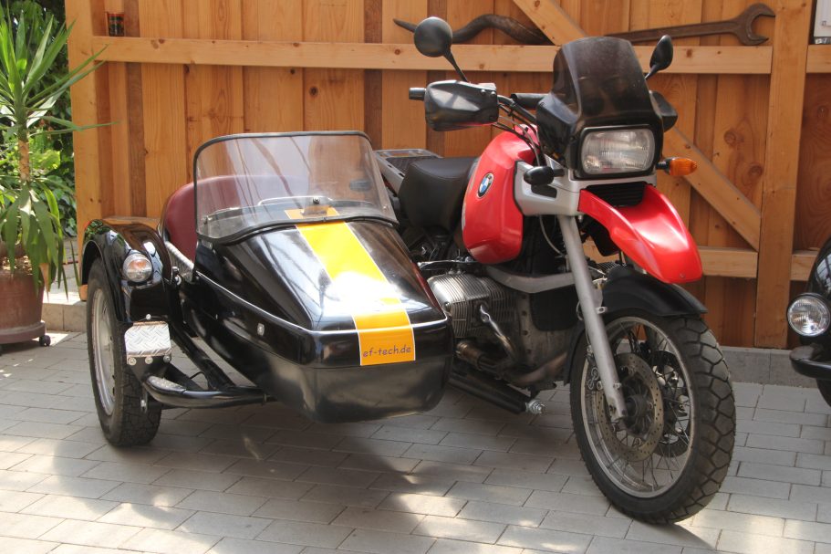 Velorex verbreitert an BMW R1100GS ef-tech Jochen Brett